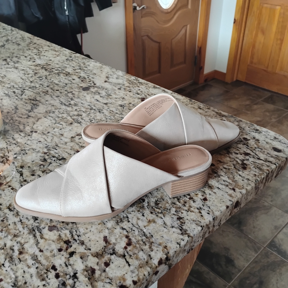 Women's Cream Slip-On Mules